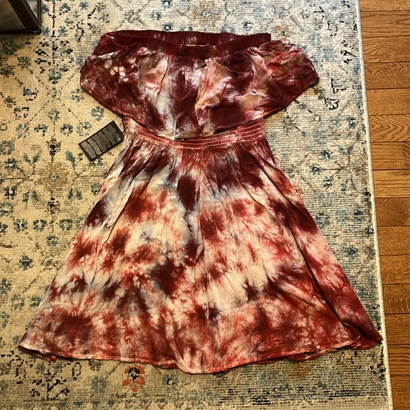 NWT Strapless Ruffle Front Dress Size S - Picture 13 of 16